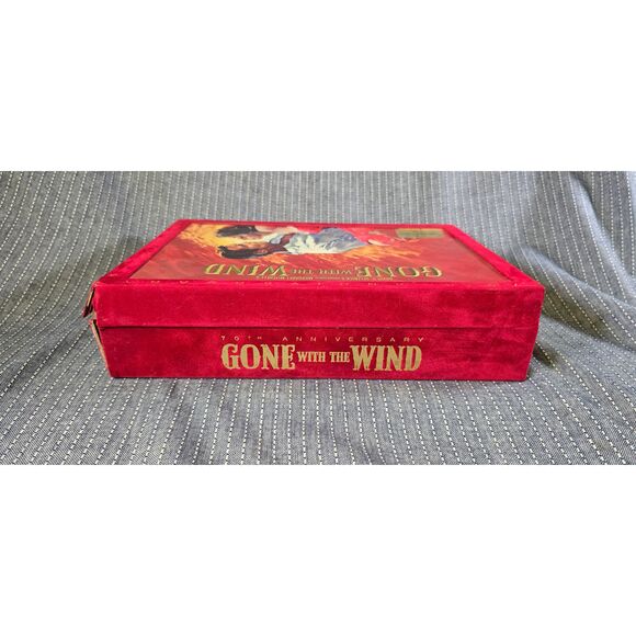 70th Anniversary boxed set of the film Gone with the Wind - Picture 7 of 9